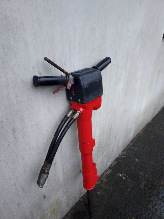 Młot hydrauliczny Hycon HH23