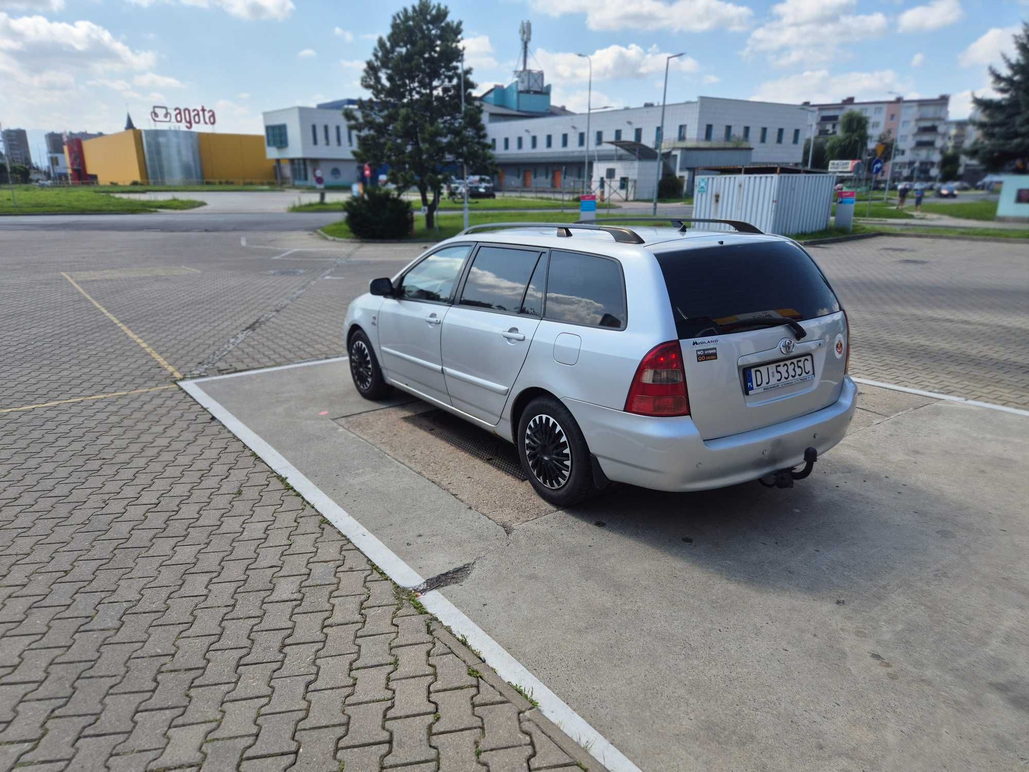 Sprzedam Toyotę Corollę
