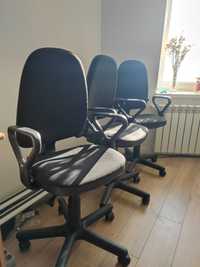 Офісне компʼютерне крісло Nowy Styl GTP C-11