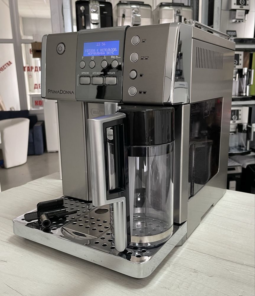 Кофемашина Delonghi ESAM6620 PrimaDonna из Германии обслужена гарантия