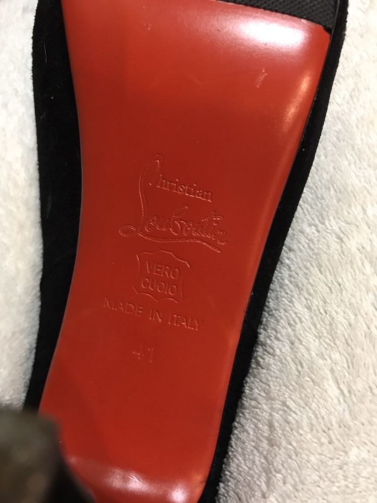 Продам сапоги Christian Louboutin