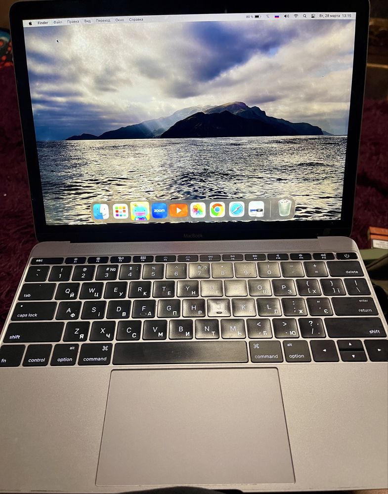 МacBook продам 2 ядерний процесор inter core m