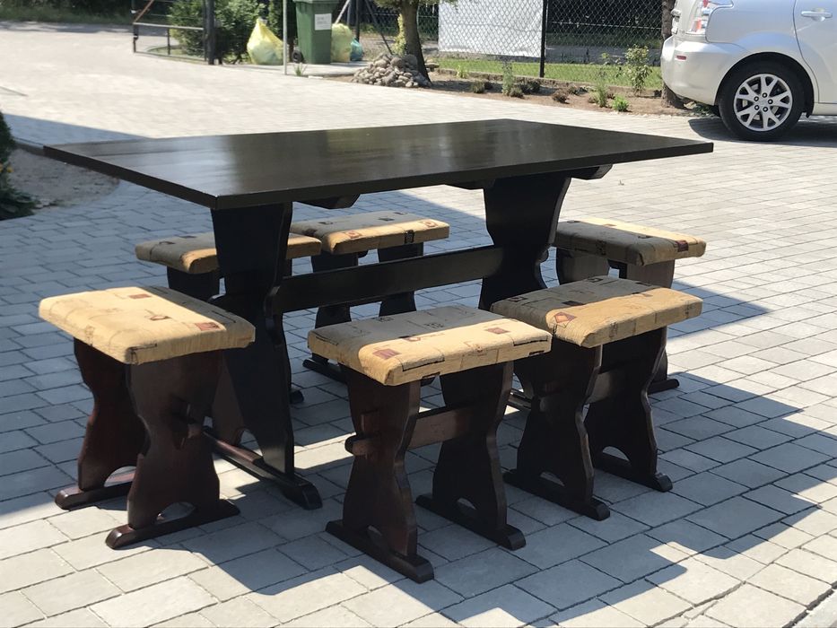 Stół z taboretami  na styl góralski