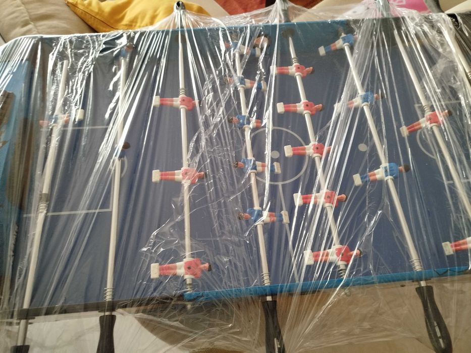 Mesa multi jogos em excelente estado