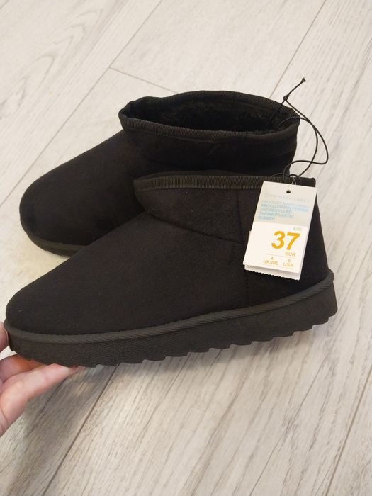 Уггі бренду Primark. Розмір 37, 40.