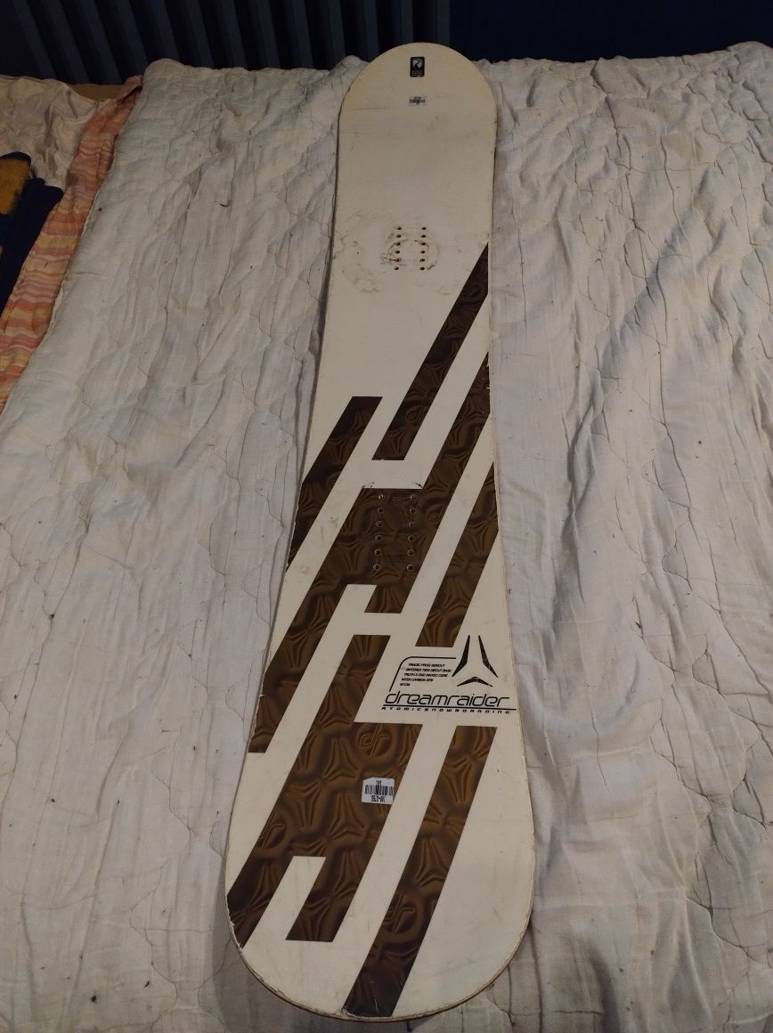 Deska Snowboardowa Atomic Dreamraider 161 cm, Carbon, po serwisie.