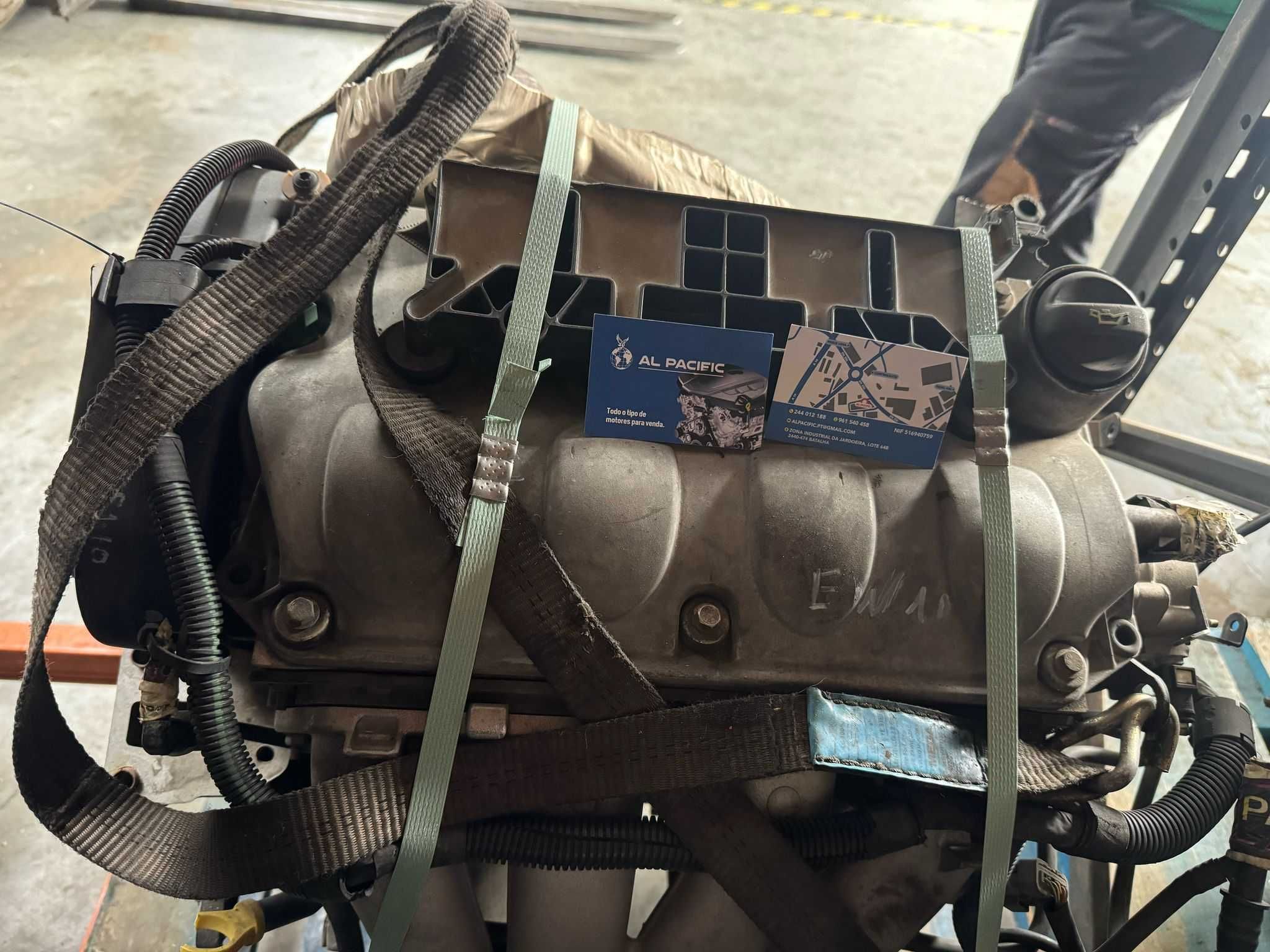 Motor usado Peugeot 206 2.0 135cv 16V Ref. EW10/D