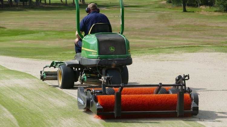 Szczotka Wiedenmann do boisk SISIS Redexim verti brush Szczota RINK