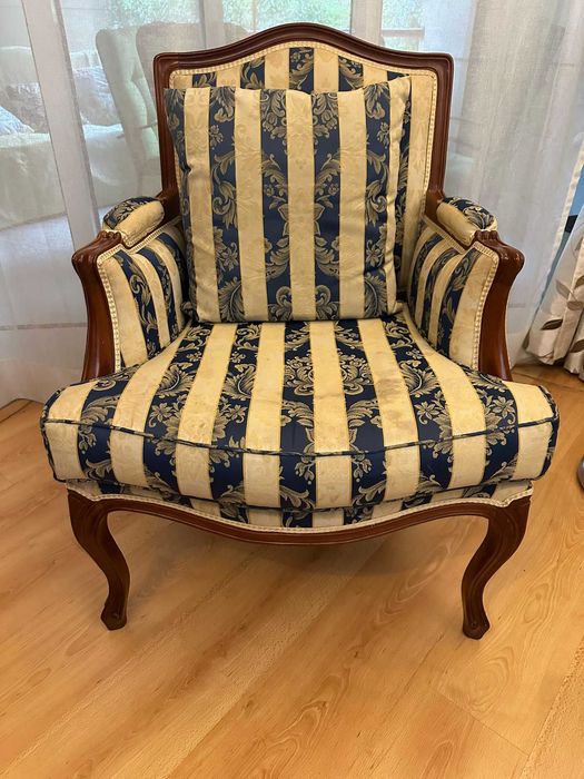 2 Cadeirões de Sala em Excelente Estado + Almofadas