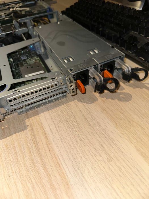 DELL PowerEdge R330