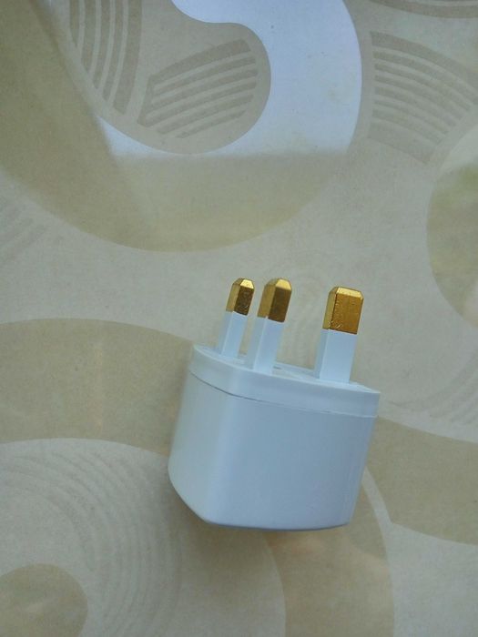 Перехідник EU/US/CN на UK (GB) британську