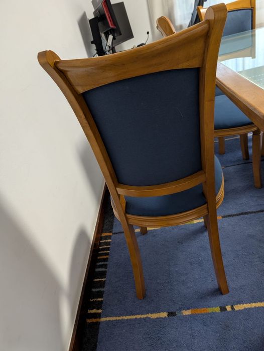 Mesa sala jantar madeira com vidro fosco + 6 cadeiras forradas