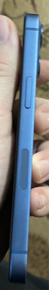 iPhone 13 256gd.