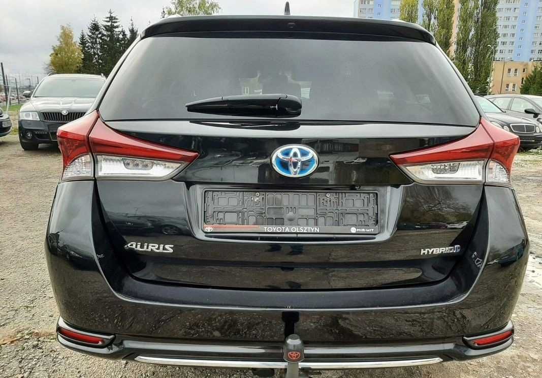 Бампер TOYOTA Auris E18 розборка ТОЙОТА Ауріс Е18