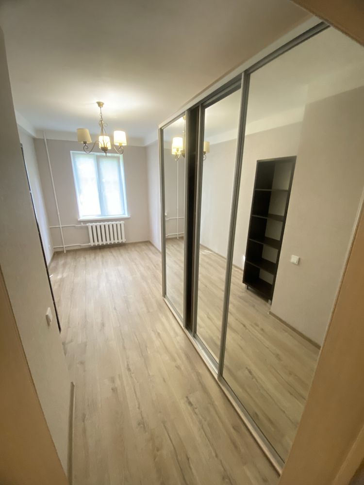 Продам 2-ком квартиру, Черчилля, Червоноткацька, Чернігівська