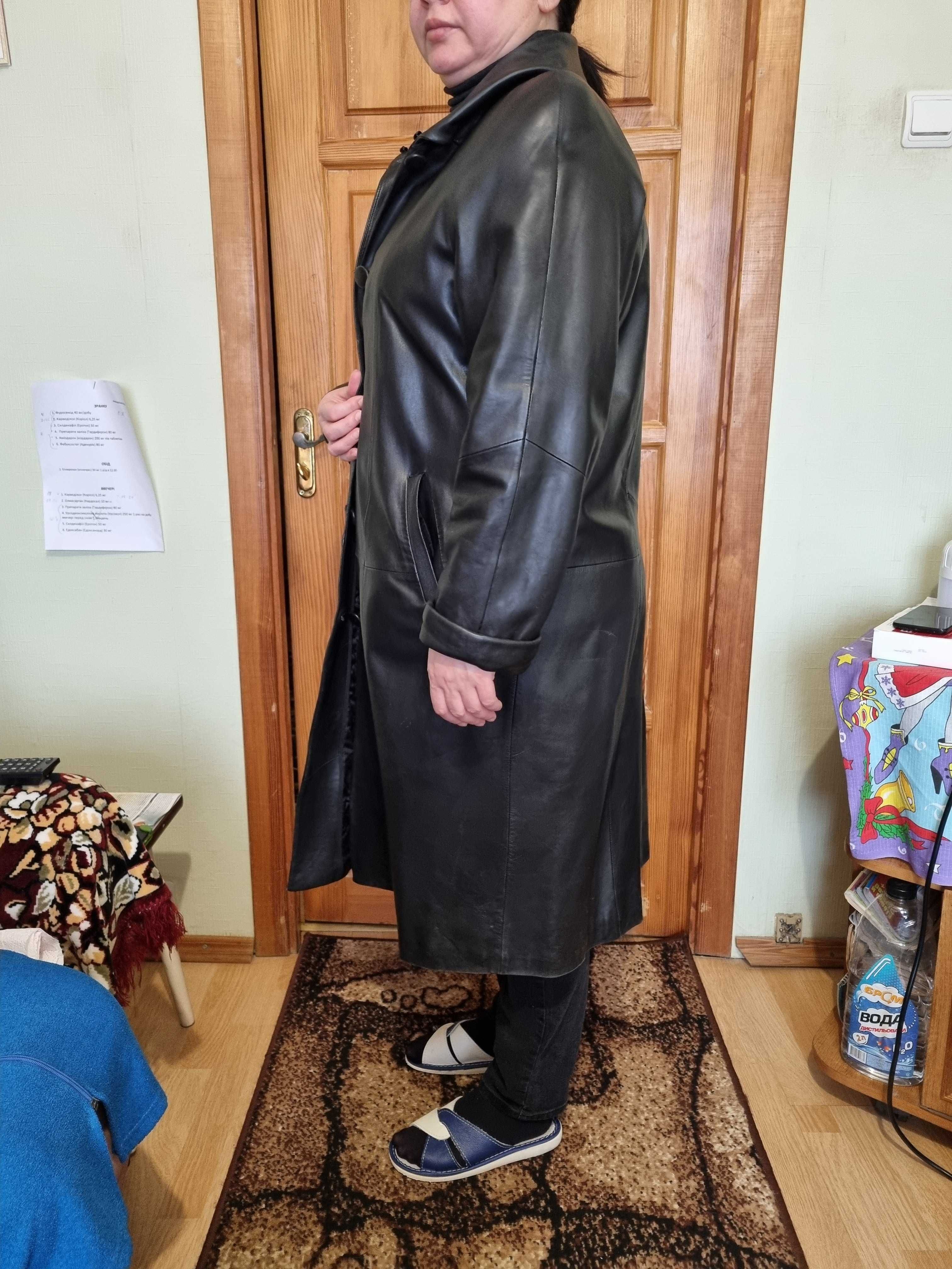 Жіночий шкіряний плащ з підкладкою, дов. 170 см р. 48-50 Чорний