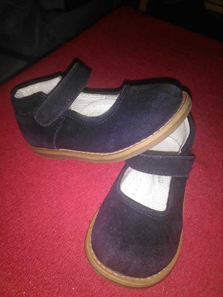 Sapatos de pele azuis