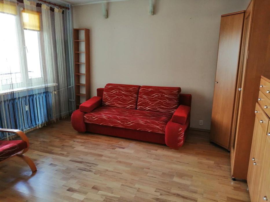 Duży pokój z balkonem
