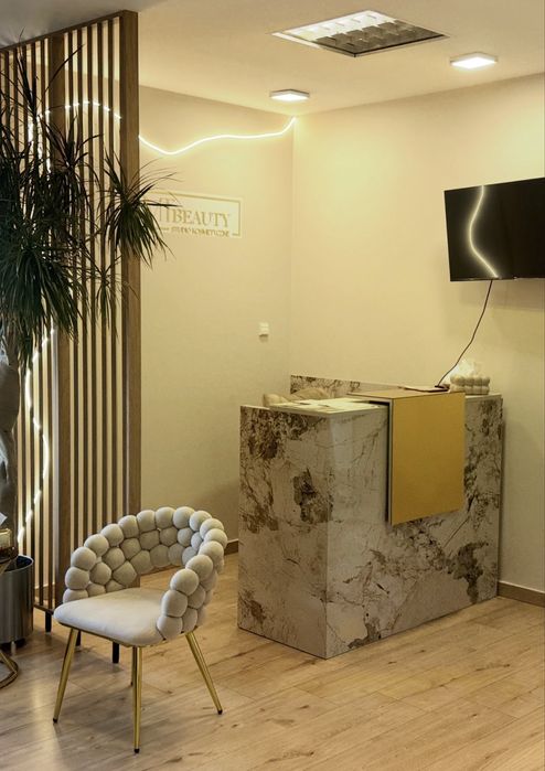 Wynajmę stanowisko fryzjerskie