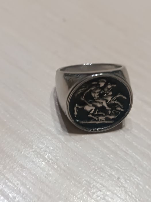 Продам Кольцо Sovereign з серебряним покриттям.
