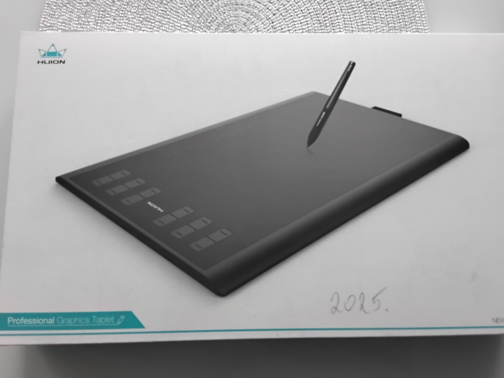 Sprzedam tablet graficzny HUION NEW 1060PLUS
