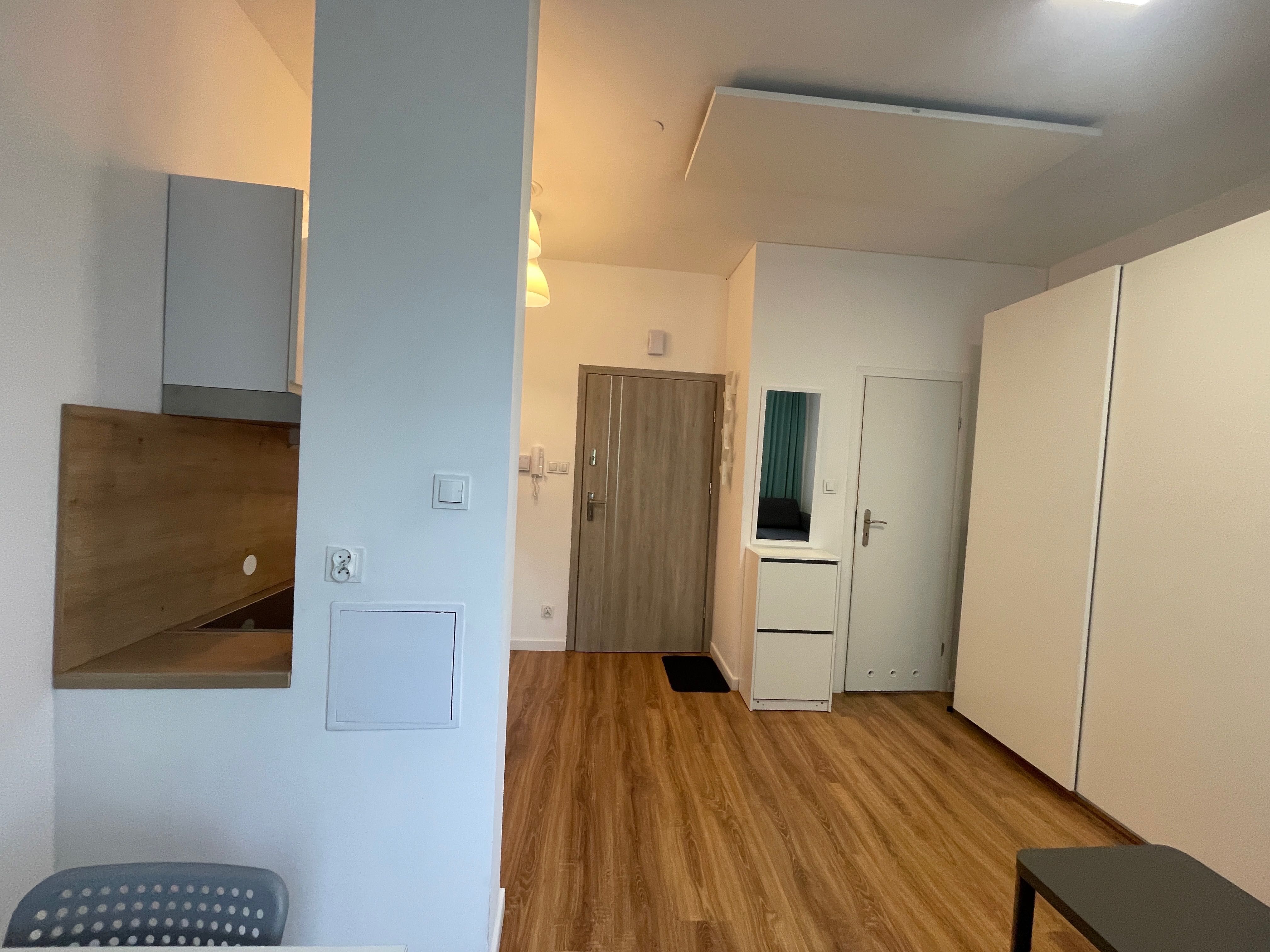 Do wynajęcia kawalerka 10 minut do Starego Miasta