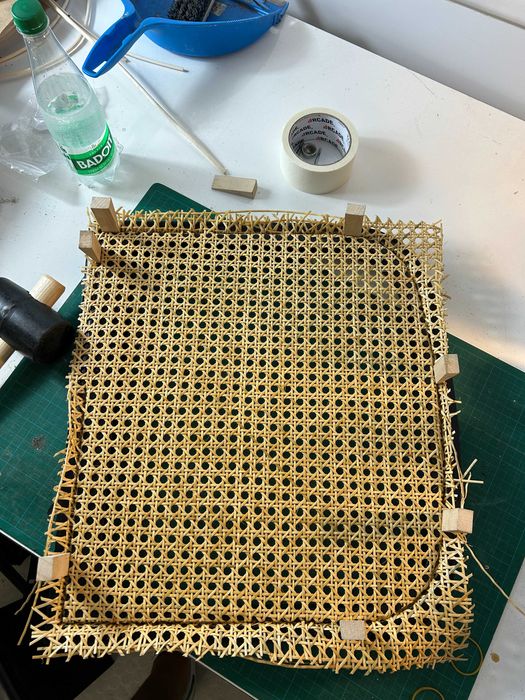 Reparação de Cadeiras Marcel Brauer Especializado em Palhinha e Verniz