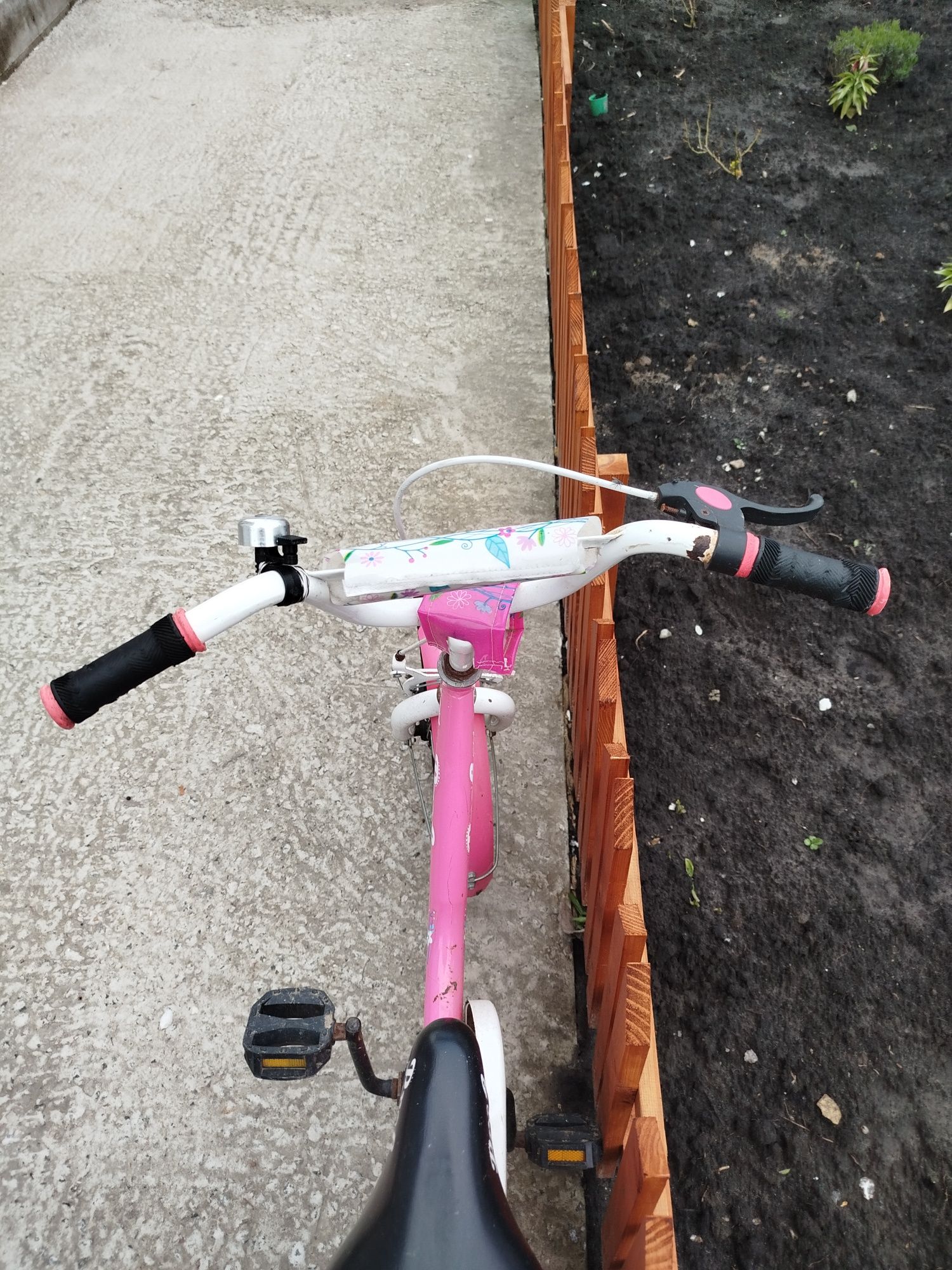Дитячий велосипед для дівчинки, Profi Flower 18 дюймів.