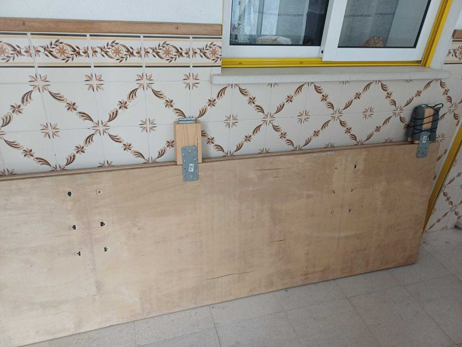 Duas placas de contraplacado