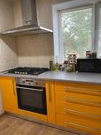 Продам окремий будинок у центральній частині міста Полтави.