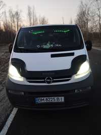 Opel Vivaro 2005