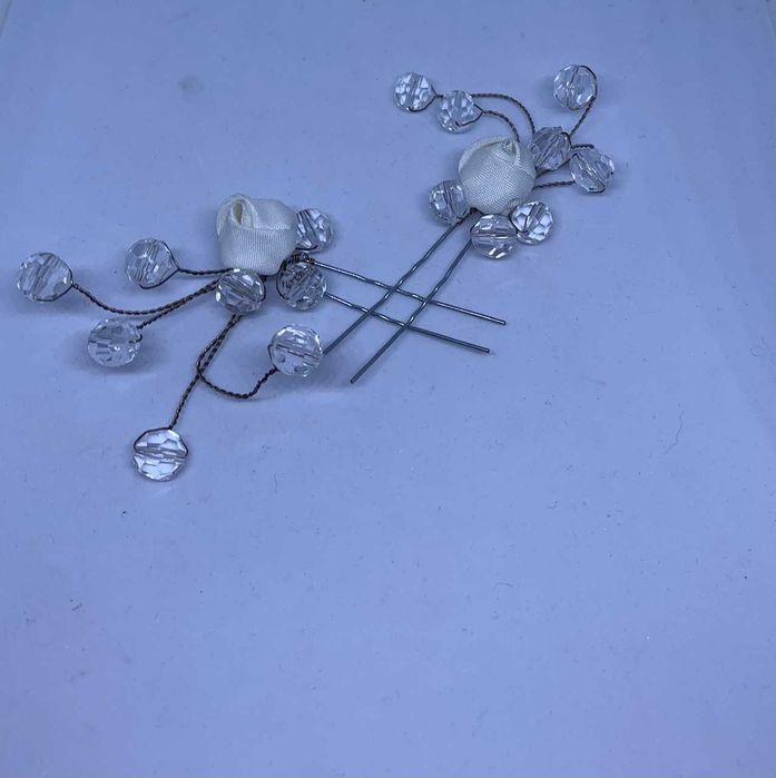 delikatna spinka ślubna komunijna róża kryształki art tanio wsuwka new