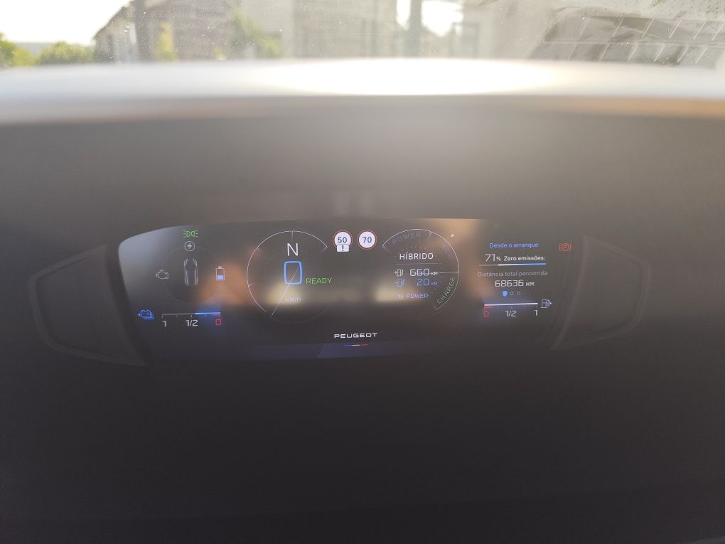 Peugeot 308 híbrido 2022 plugin
70 mil km