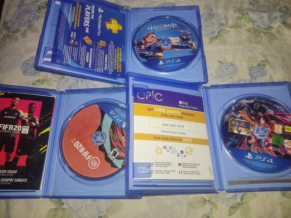 3 диска для пс4 horizon zero dawn, one piece warrior 4, fifa 20