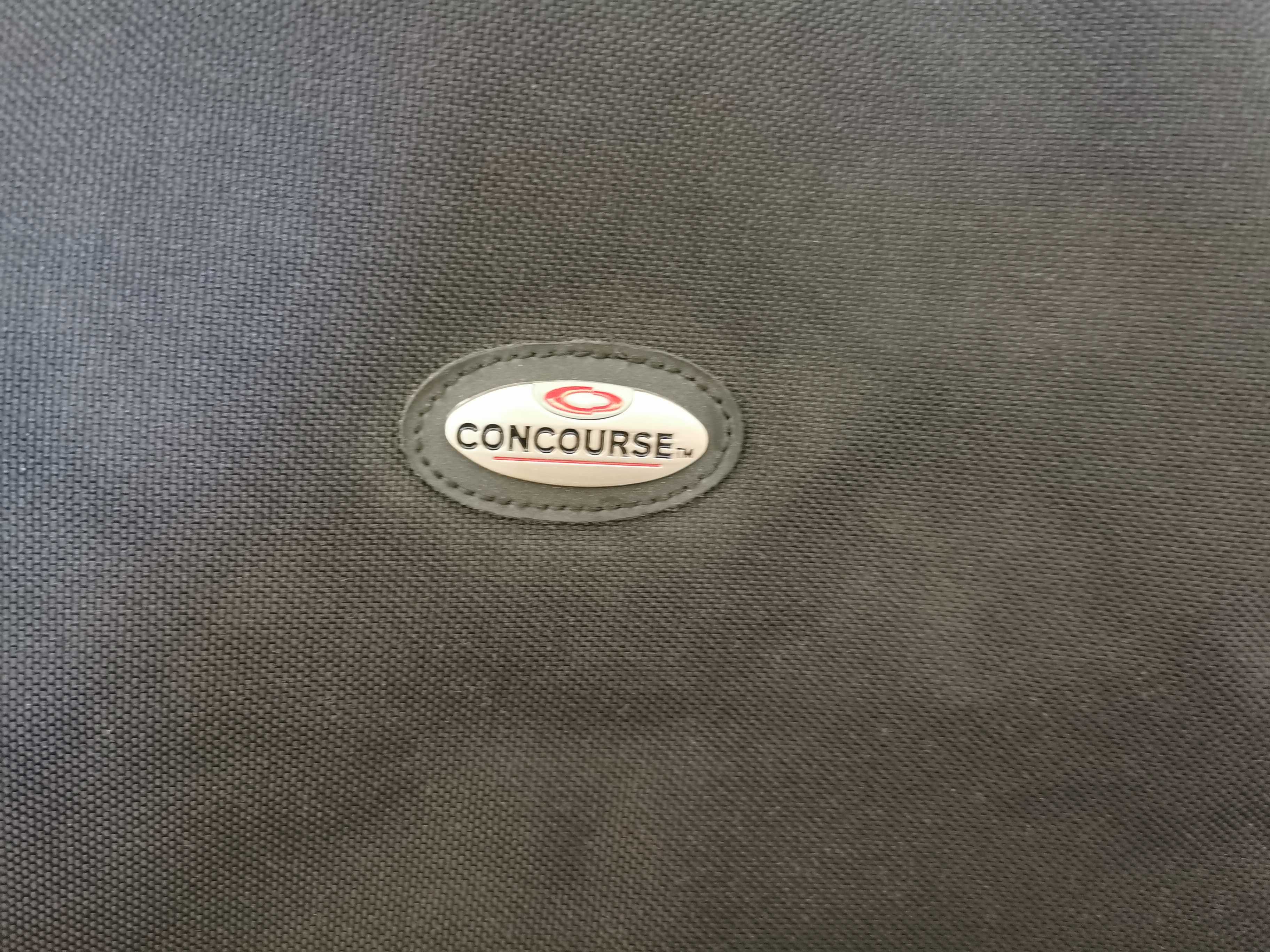 Torba podróżna, składana na garnitur lub sukienkę firmy Concourse