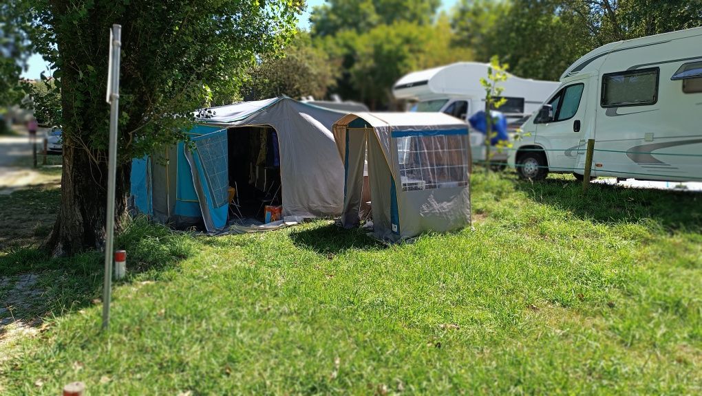 Auto tenda saurim
