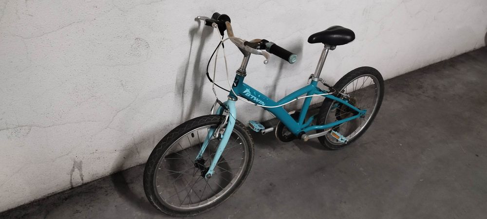 Bicicleta criança Btt da Decatlhon roda 20  6 - 9anos
