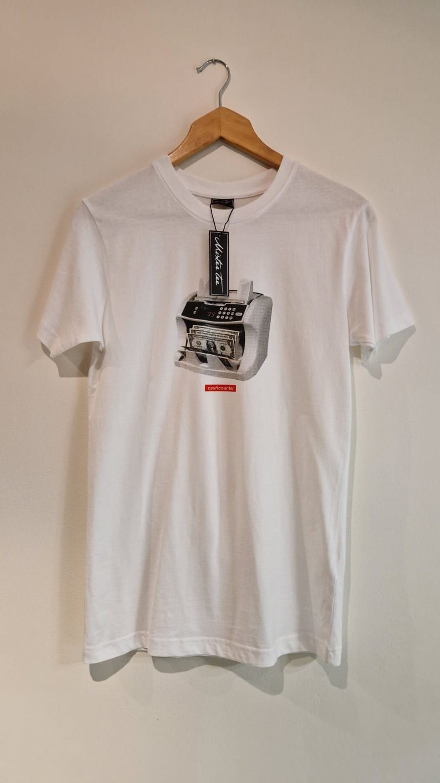 Nowy z metką biały T-shirt Mister Tee z nadrukiem, rozmiar XS