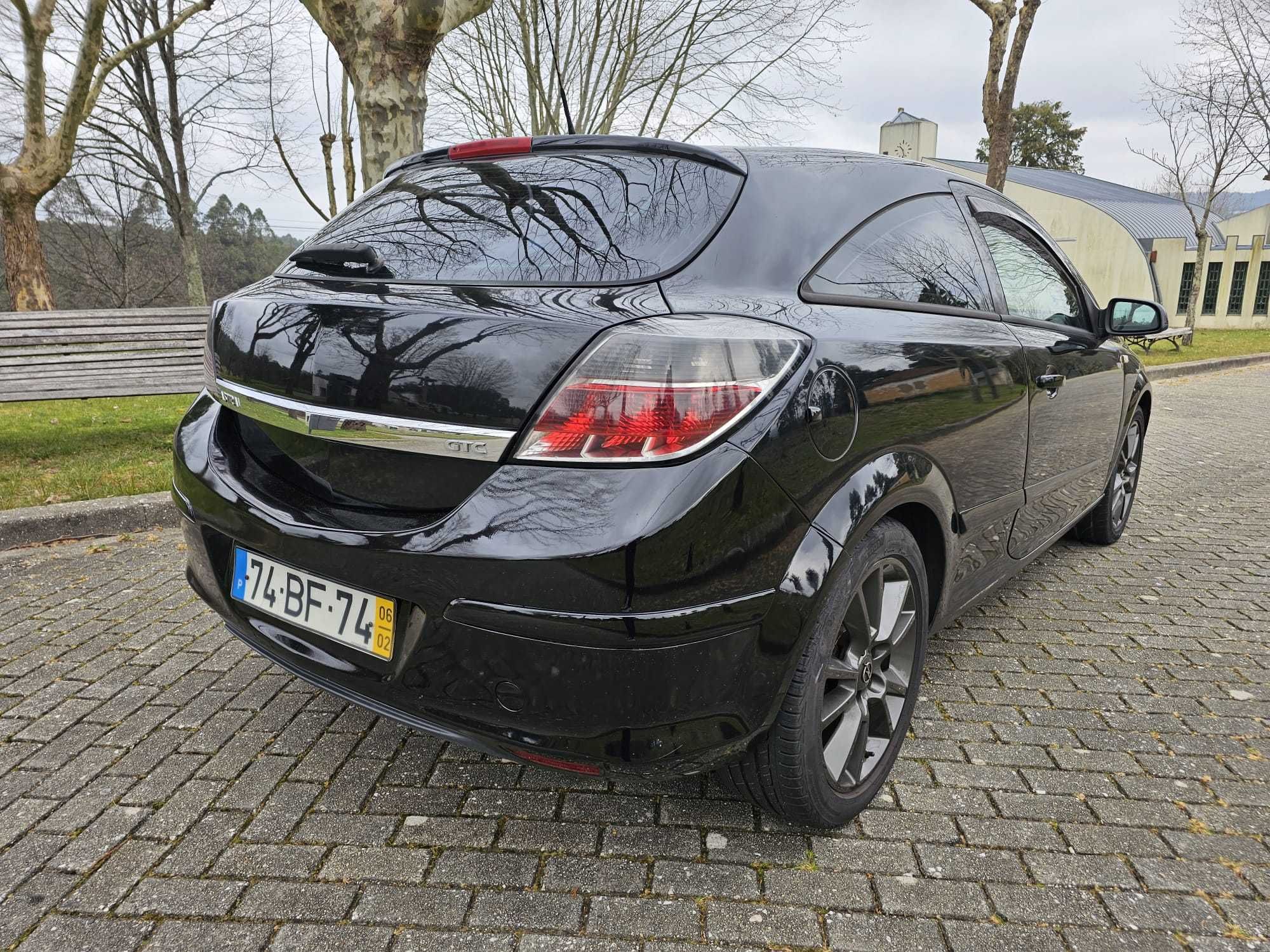 Opel Astra GTC 1.9 CDTI 150 CV