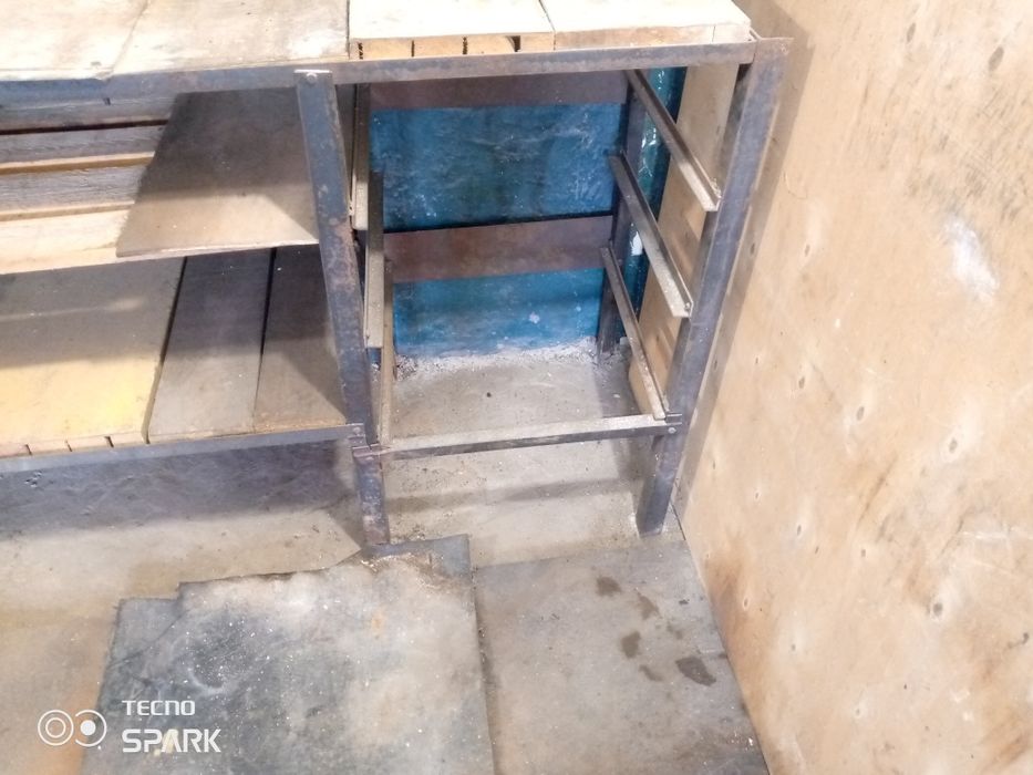 Верстак для гаража