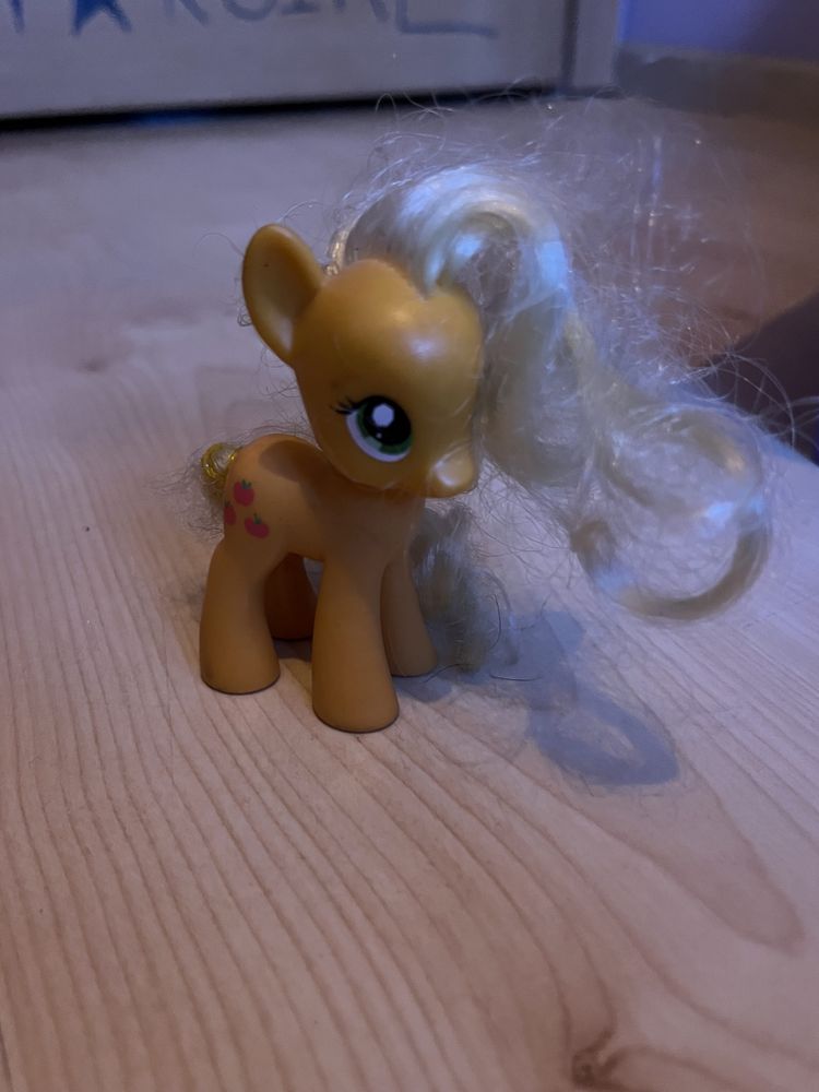 Kucyk applejack my little pony