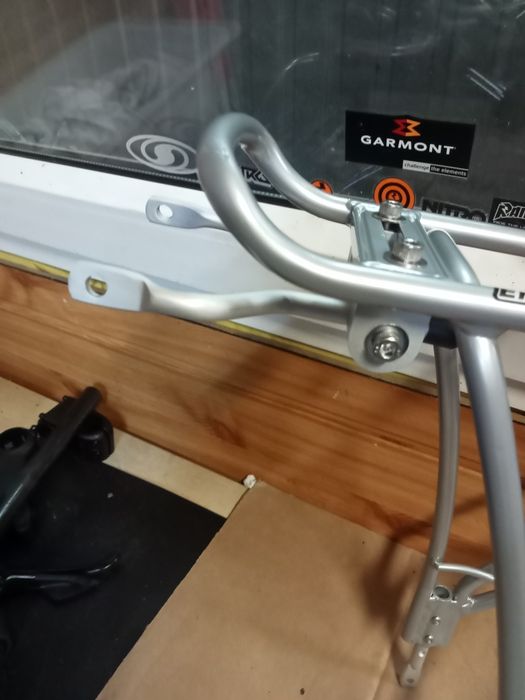 nowy bagażnik rowerowy aluminiowy pod koło 28 cali