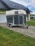 Przyczepa do przewozu koni konia zwierząt dmc 1300kg kategoria B