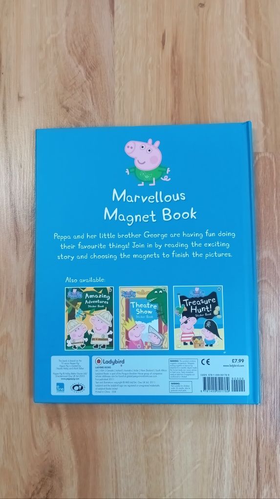 Peppa Pig - Marvellous Magnet Book, świnka Peppa książka z magnesami