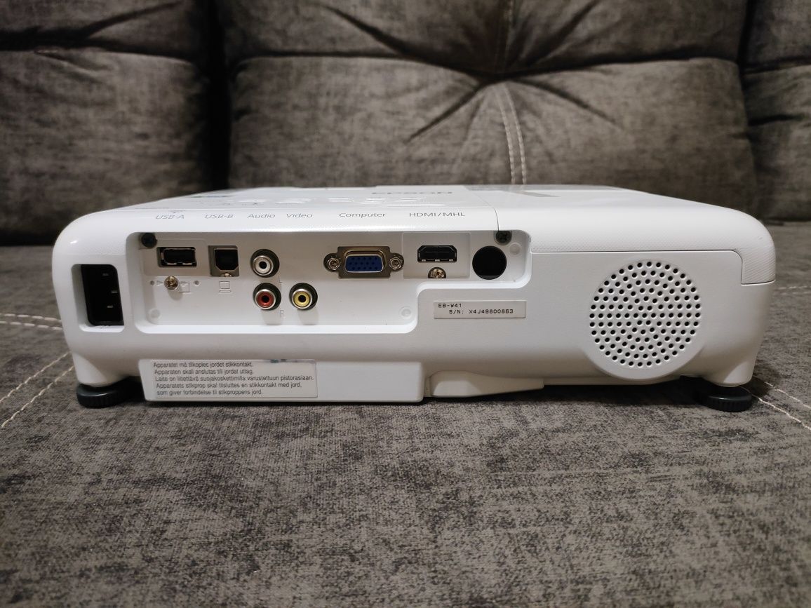 Проектор Epson EB-W41 продам