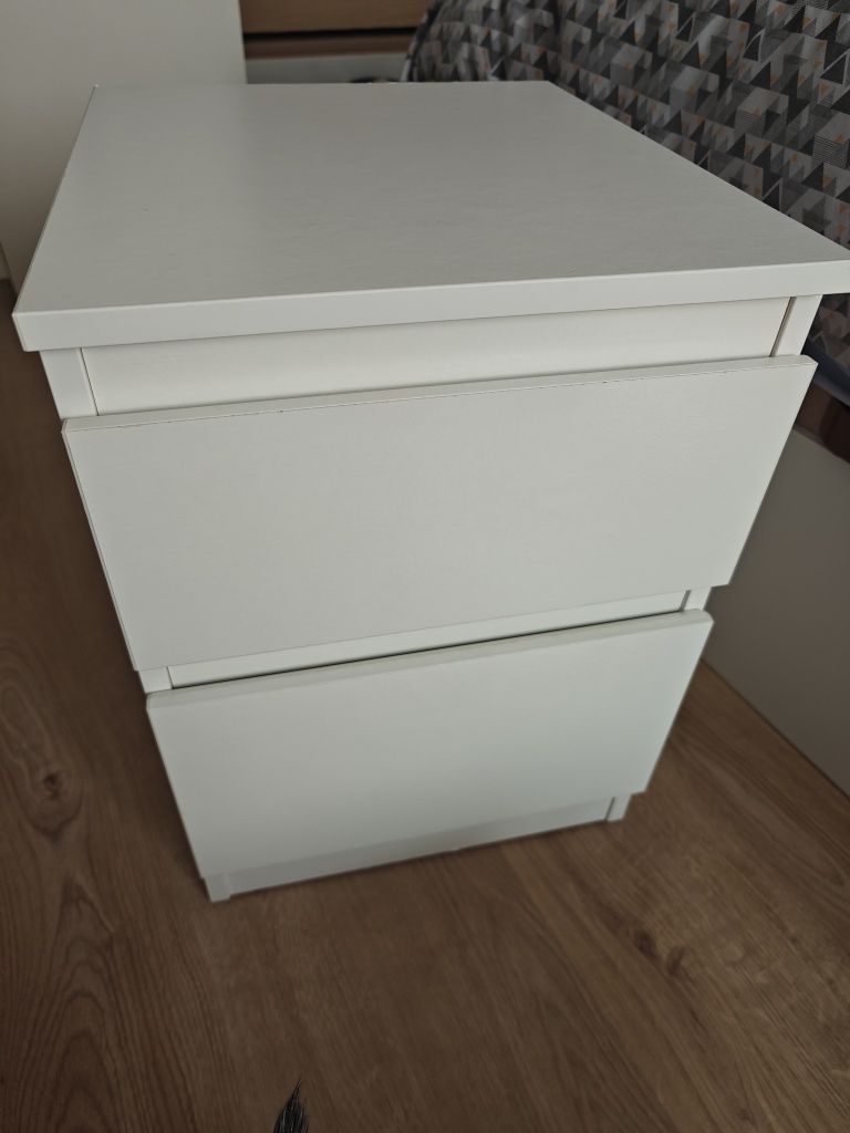Mesa de cabeceira IKEA kullen