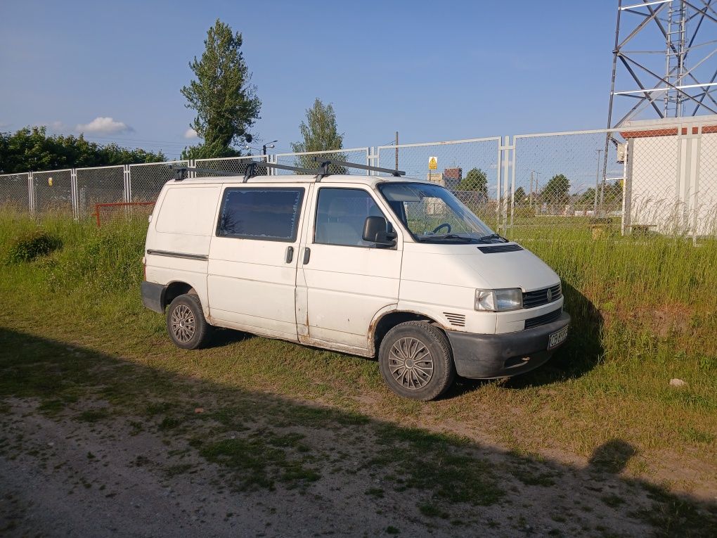 Vw Transporter 1.9 TD brygadówka 5 osobowa wspomaganie