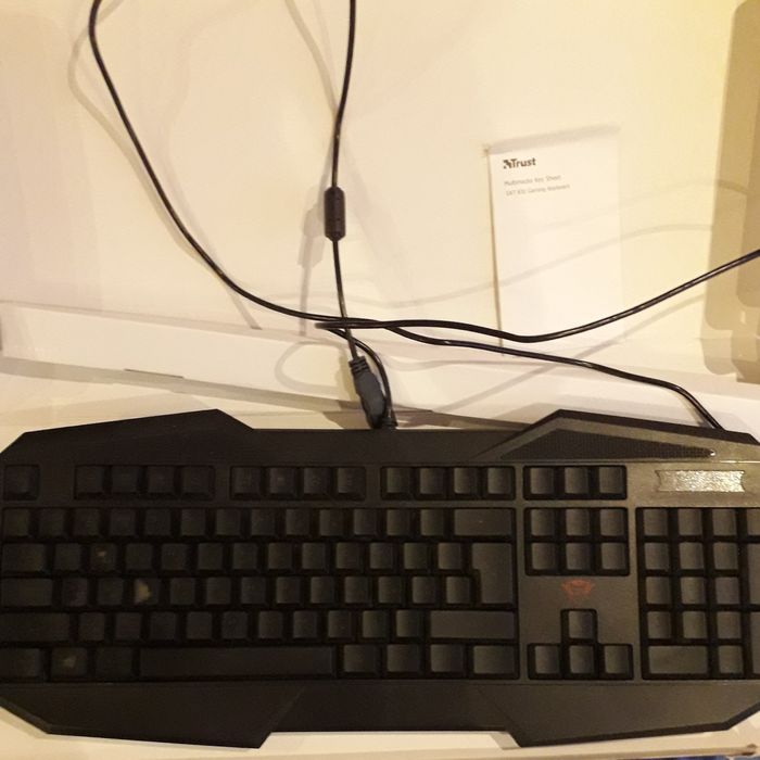 Игровая клавиатура Trust