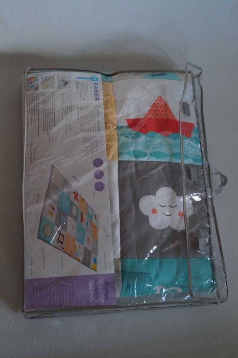 Продам розвиваючий килимок для самих маленьких