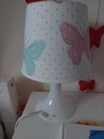 Colcha / capa de edredão e candeeiro de mesa